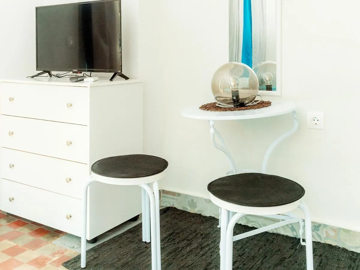 Quiet Central Studio In Historical Building Apartment Thessaloniki