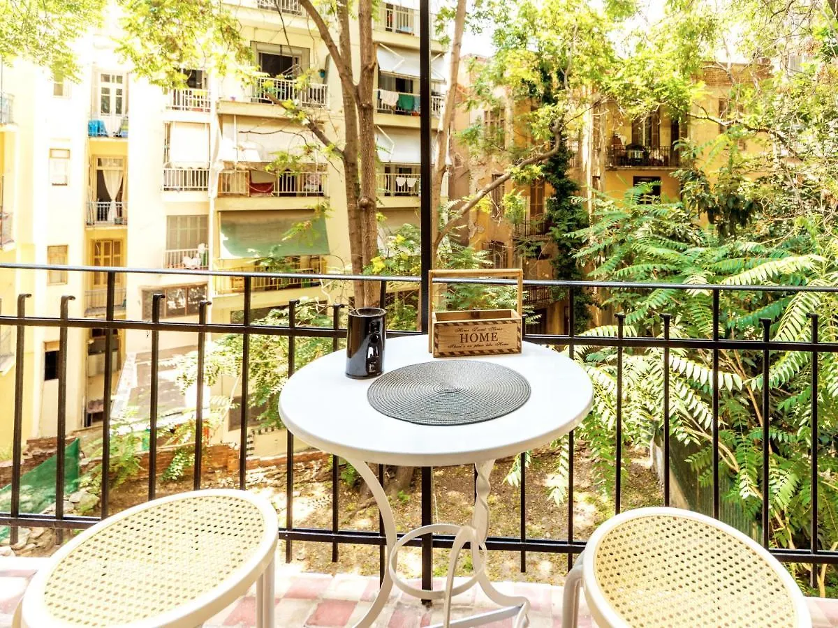 Quiet Central Studio In Historical Building Apartment Thessaloniki 0*,