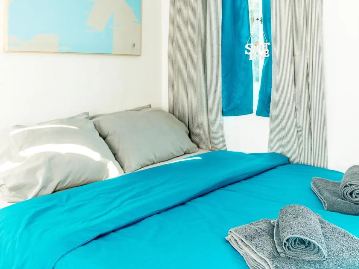 Quiet Central Studio In Historical Building Apartment Thessaloniki Greece